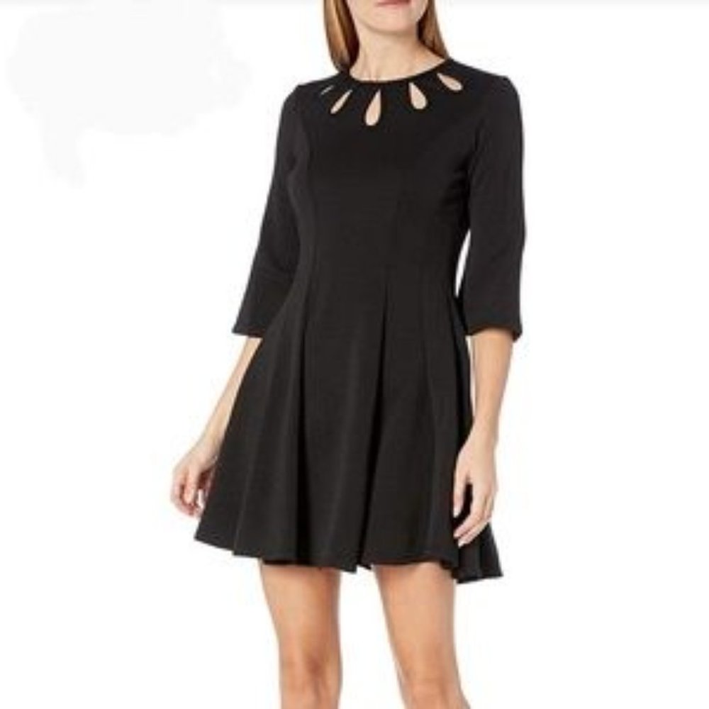 Julian Taylor Dress Bell Sleeved Fit and Flare 6